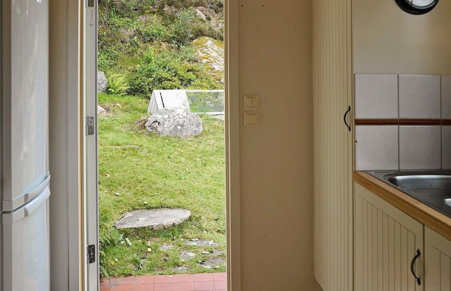 4 Person Holiday Home in Hoviksnas - Photo 14