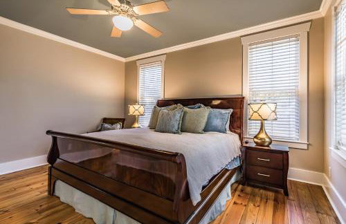 New Listing - Centrally located Beaufort home - Foto 22