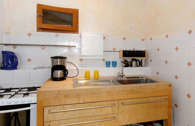 House in Vence with swimming pool and garden - Photo 6