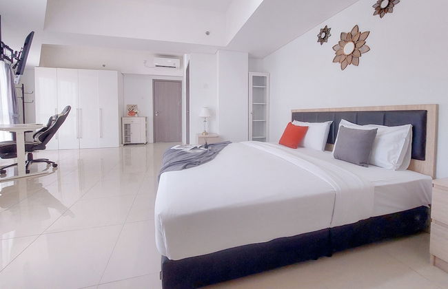 Comfortable And Homey 1Br Tamansari Bintaro Mansion Apartment - Photo 2