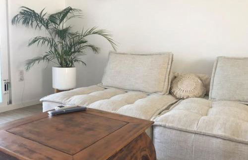 MORAIRA, PRECIOSO ADOSADO al LADO DEL MAR - Foto 3