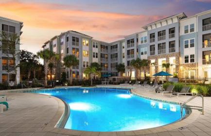 Landing Incredible 2BD Pool Clubhouse - Foto 23