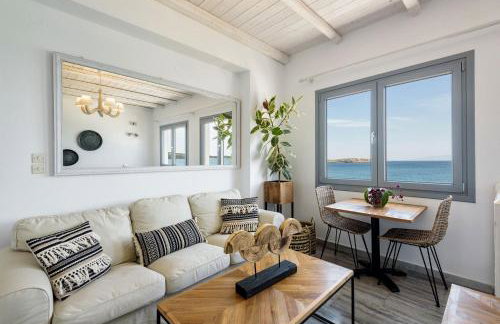 Blue Waves Suites & Apartments - To Kyma - Photo 20