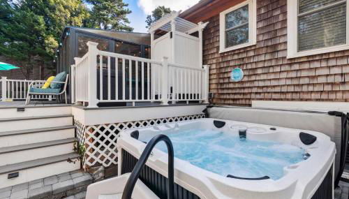 Hot Tub Sauna Ping Pong Table Treehouse and Fire Pit - Foto 2