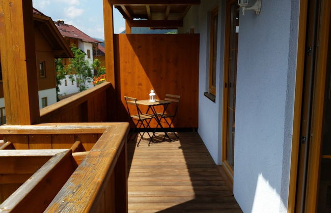 Beautiful Apartment With Balcony - Photo 12