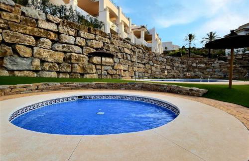 Superb 3-bed penthouse minutes drive to the beach - Foto 31