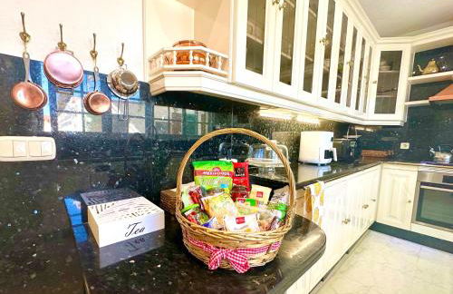 Villa CasaCara Marbella beachside Costabella -Spain - Photo 73