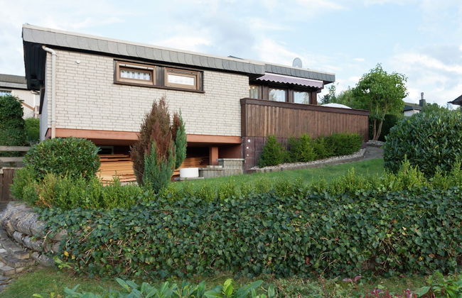 Ruhiger Bungalow am Hennesee mit Terrasse - Photo 34