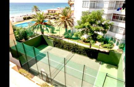 BEACHFRONT APARTMENT In LA CALA DE MIJAS - Photo 39