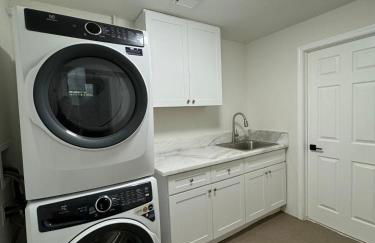 Woodsy Chic Family-Friendly Spacious Getaway - Foto 47