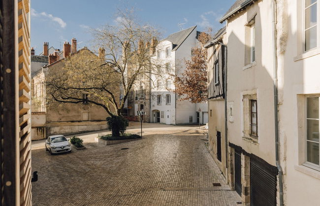 Hôtel Des Sept - Entrée autonome, réception en ligne - Encore Mieux - Foto 8