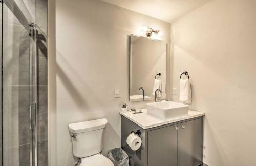 Modern Townhome with Deck - half Mi to Elkhart Lake! - Foto 22