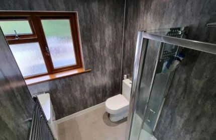 Self-catering extended family home - Photo 8