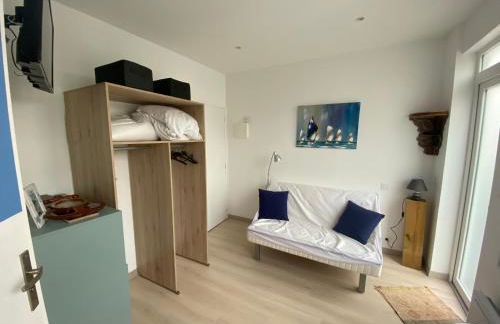 REF 114 Port-Louis studette avec vue sur jardin - Foto 4