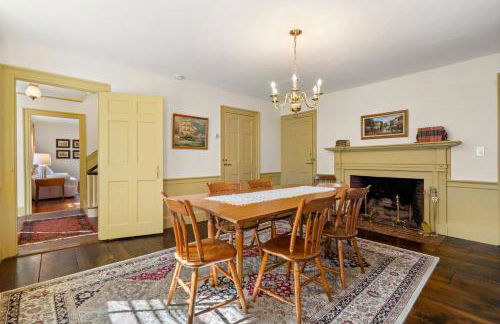 1824 Robert Manning Place|Historic Salem|Parking - Photo 5