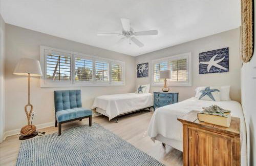 Siesta Key Beach Waterfront Home with Kayaks and Bikes - Foto 34