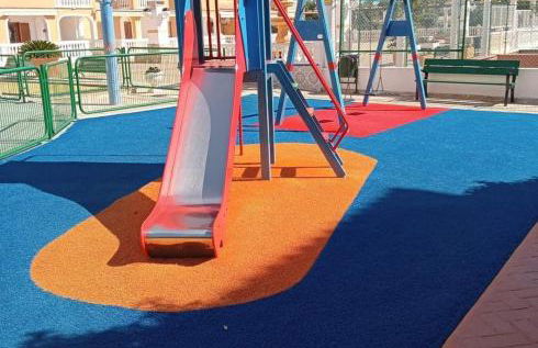 Apartamento con piscina y pista de tenis a un paso de la playa - Photo 32