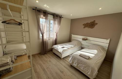 Maison calme avec terrasse-garage centre ville D - Foto 5