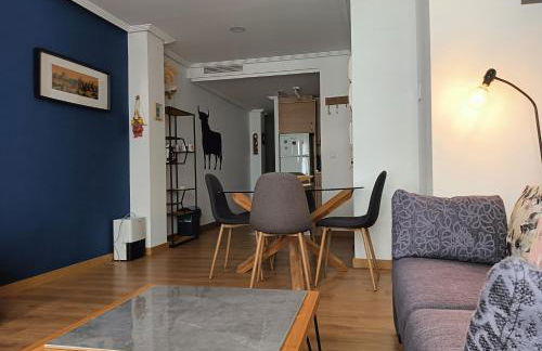 Alicante airport and beach - Foto 9