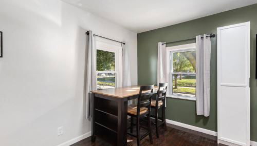 Cozy Corner - New Corporate Apt Downtown - Foto 5