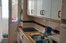 Between Beach & Center - Photo 32