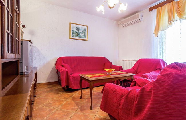 Apartment in Gajana With Mini Football Field - Foto 7