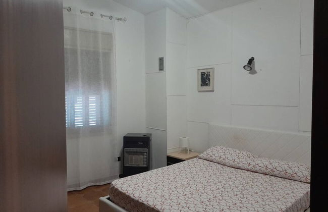 Countryside Villa With Private Pool - Photo 2