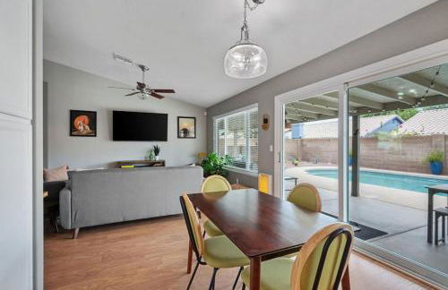 Sunkissed Private Pool 3BR Oasis w Outdoor Lounge - Foto 16