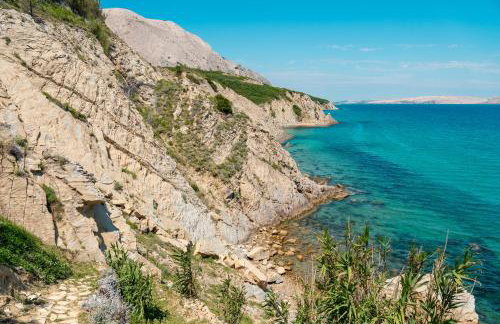 Villa Sortis and boat - Photo 35