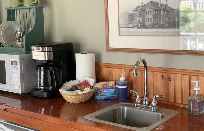 The Cottage @ 241 North - Foto 15