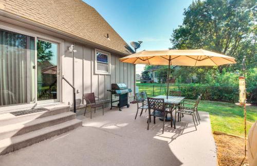 Overland Park Family Home with Game Room and Backyard! - Photo 3