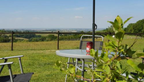 Cosy Off Grid Shepherds Hut with Wood Fired Hot Tub - Foto 4