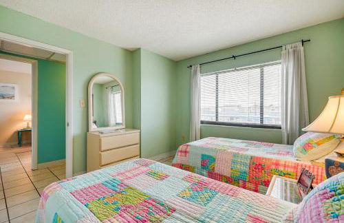 Bright Carolina Beach Condo Public Beach On-Site - Foto 17