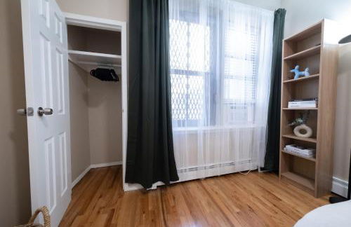 Sunlit 2BR Central Park North elevator & laundry - Foto 35