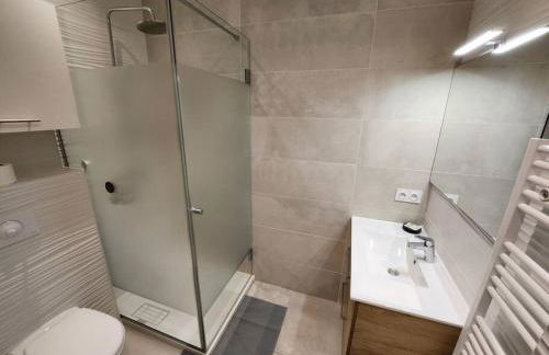 T4 duplex neuf parking - Aéroport-Eurexpo-Stade - Foto 4