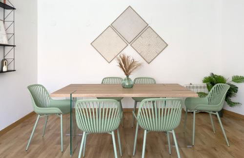 VillaHomes - Photo 5