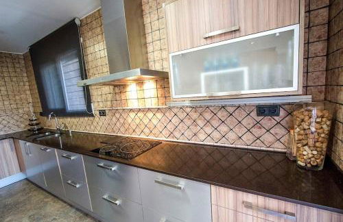 Catalunya Casas Modern and spacious with private pool close to BCN - Foto 12