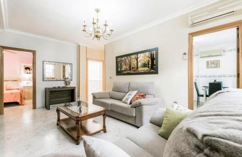 1 Bedroom Stunning Apartment In Sevilla - Foto 5