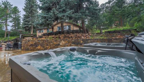 Lower Stone Lodge - Hot Tub - Game Room - Lower Unit - Photo 3