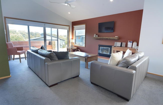 Oaks Lake Crackenback Resort - Photo 42