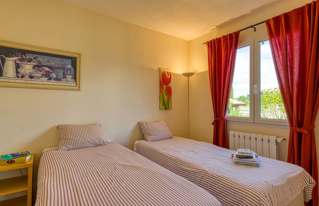 4 bedroom House in Cailhau with private pool and garden - Photo 12