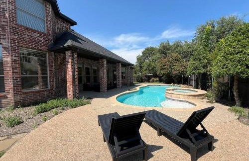 Lovejoy Serenity - Amazing pool, Games, Movie Room - Photo 33