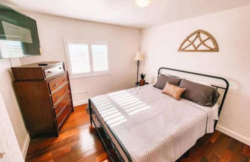 Penrose Retreat! Pet Friendly - Photo 9