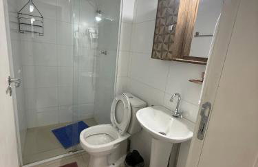 Lindo Ap - CENTRO- piscina, churrasqueira gourmet, maquina lava e seca e wifi roupas cama - Foto 5