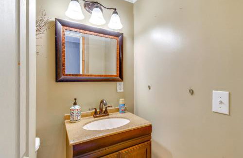 5 Mi to Lake Ontario Mexico Home with Seasonal Pool - Photo 17