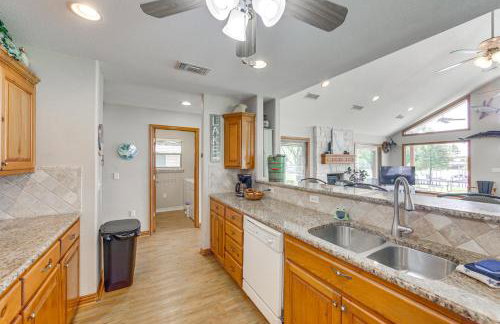 Rhodes Retreat with Dock on Cedar Creek Lake! - Foto 11