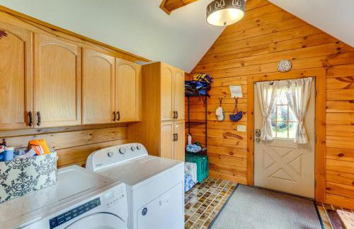 Spacious Wilmington Cabin Walk to Lake - Foto 29