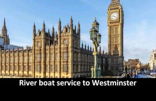 Snuggle Inn - Riverside Apartments - Views Over looking London River Thames, Close to O2 Arena, London Excel, London City Airport, Thames Clipper- River Boat Service, Woolwich Ferry, Onsite parking, TWIN ROOM OPTION available - Foto 44