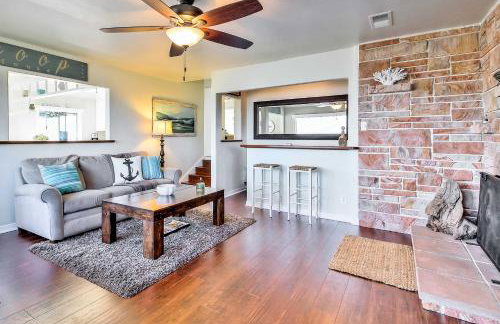 Stunning Monterey Home with Views Right on the Bay! - Foto 1