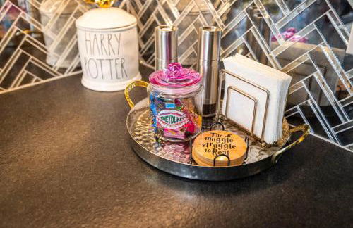 Hagrid's Hut - Harry Potter Riverfront Experience - Foto 36